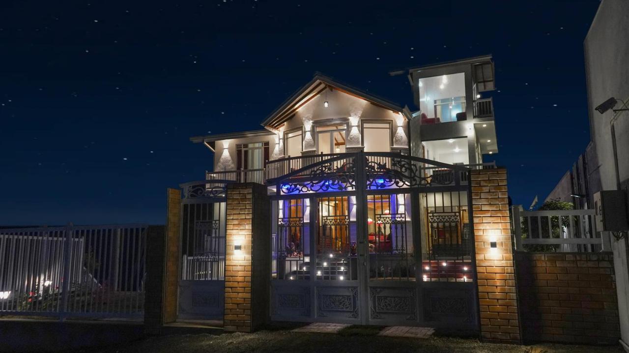 Twin Villa Red Nuwara Eliya Bagian luar foto