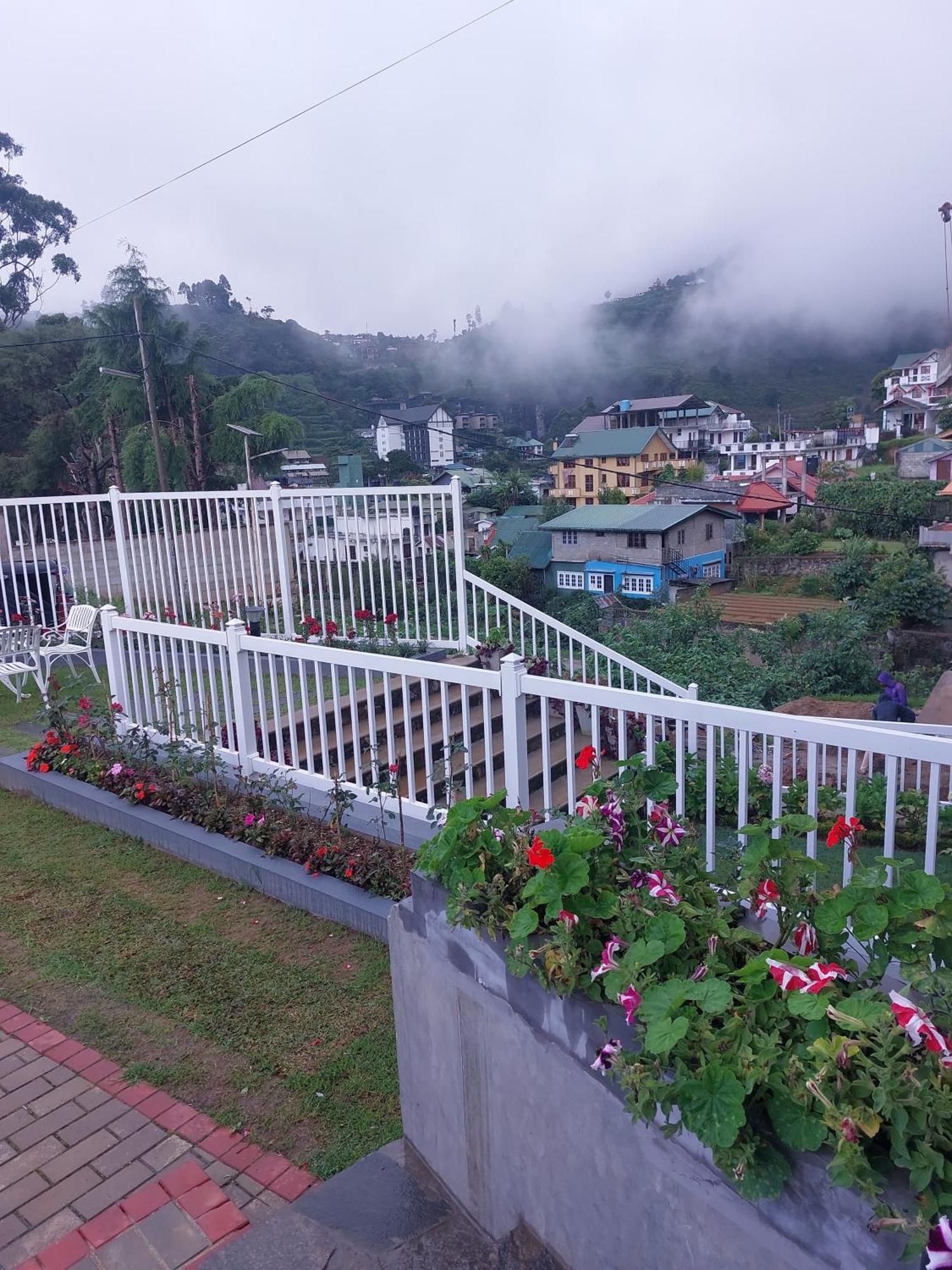 Twin Villa Red Nuwara Eliya Bagian luar foto